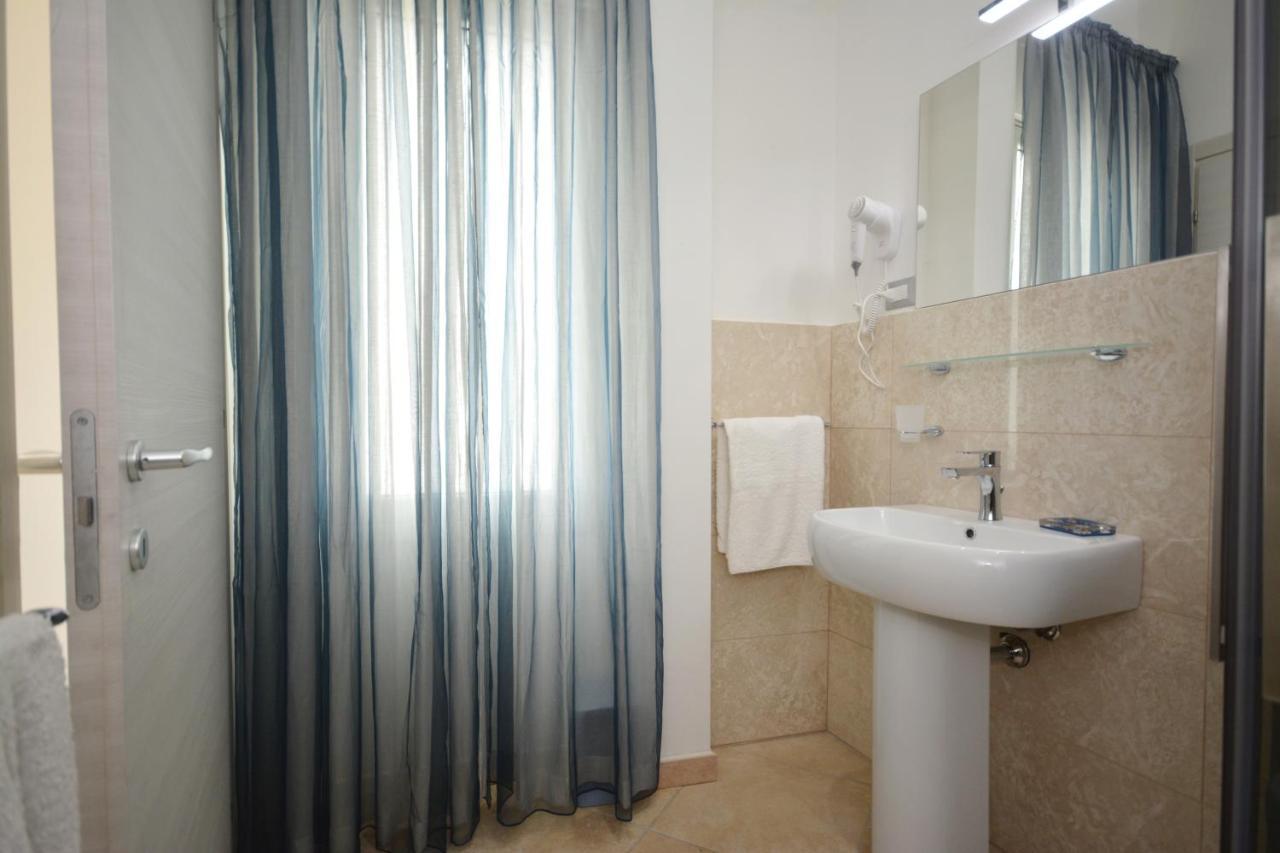 Da Rocco B&B Sant Isidoro  Kültér fotó